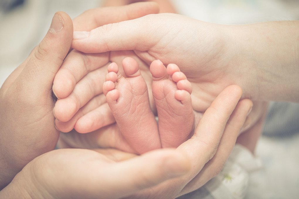 Baby Shooting - New Born Shooting in Karlsruhe. Bei einem entspannten Homeshooting