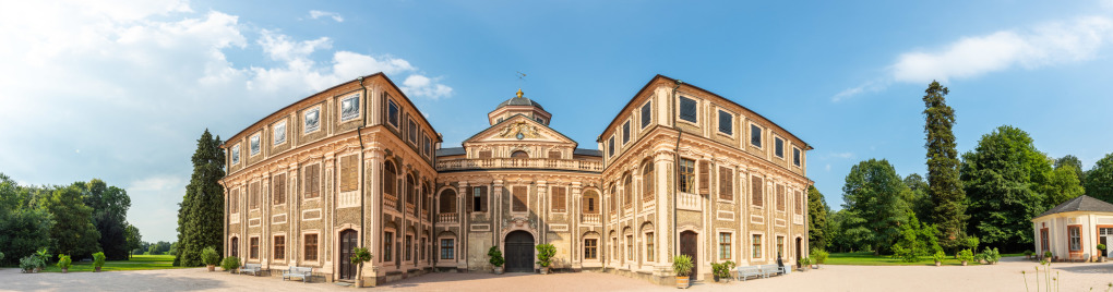 Schloss Favorite in Rastatt hier zu sehen in einer Panorama Aufnahme Magic Picture Photgraphy 